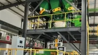 Sistema de pesaje y alimentación para plantas de 2 niveles o plataformas metálicas